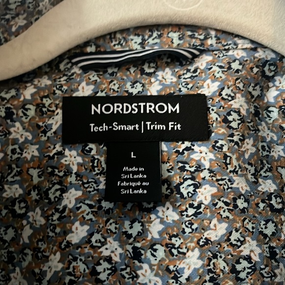 EUC Nordstrom Button Down Shirt - Picture 2 of 4